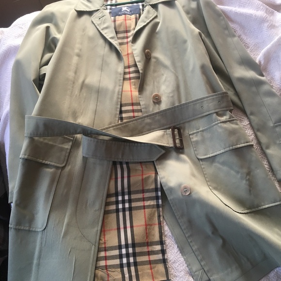Burberry Jackets & Blazers - Burberry Trench (authentic)